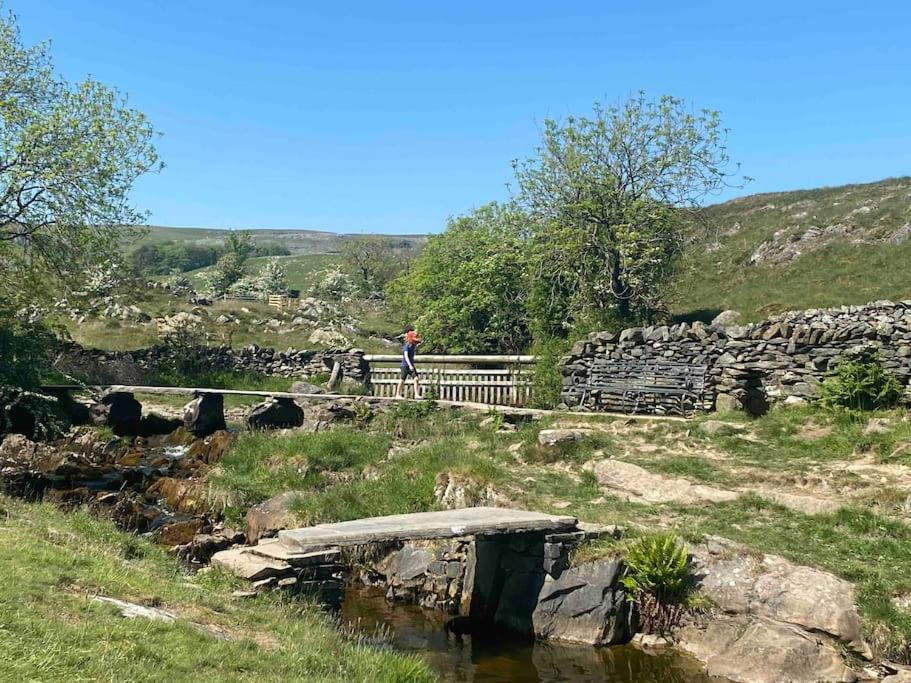 Charming Dog-Friendly Yorkshire Dales Cottage, Austwick Exterior photo
